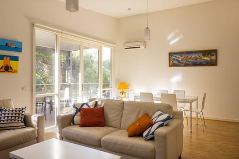 One Level at Broadbeach Inverloch House in Inverloch