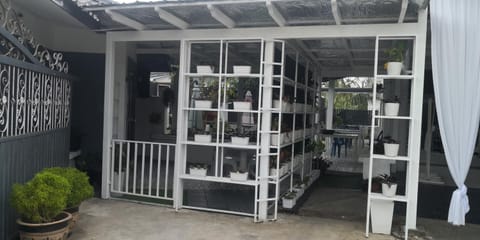 Cottage Garden Alojamiento y desayuno in Kota Kinabalu
