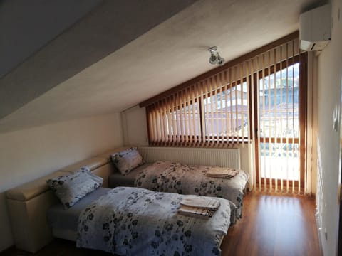 стаи за гости Диневи Bed and Breakfast in Stara Zagora, Bulgaria