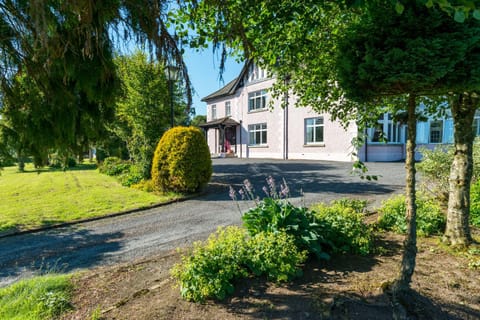 Riversdale Farm B&B Bed and Breakfast in Leitrim, Co. Leitrim, Ireland