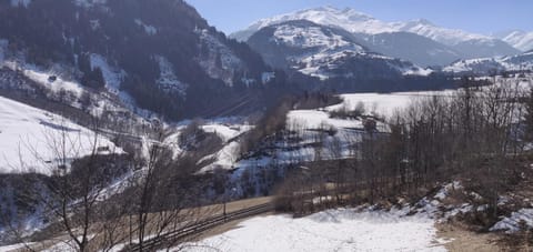 Balcony/Terrace, Hiking