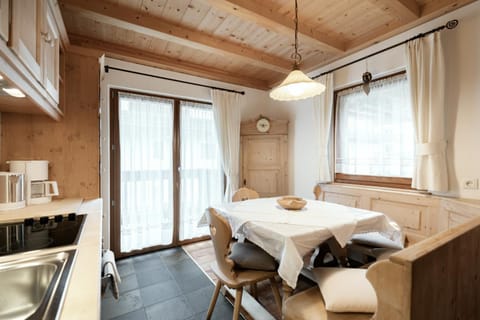 Apartments Isgla Apartment in Sëlva