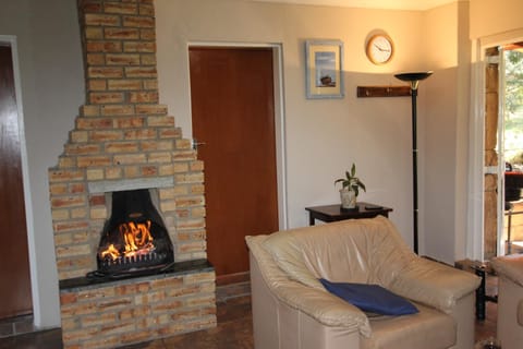 Rock Cottage Golfview Lodge Apartment in Gauteng