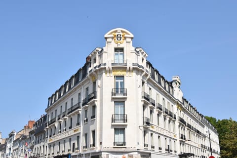 Le Grand Hotel Hotel in Tours