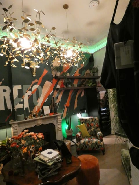 Property building, Food and drinks, Food