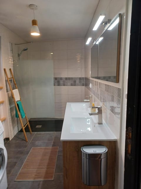 le gîte le CAMÉLIA House in Centre-Val de Loire