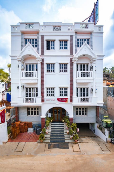 Aishwarya Residency Hotel in Mysuru
