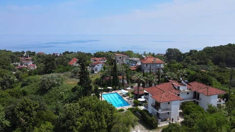 Property building, Day, Natural landscape, Bird's eye view, City view, Pool view, Sea view, Swimming pool