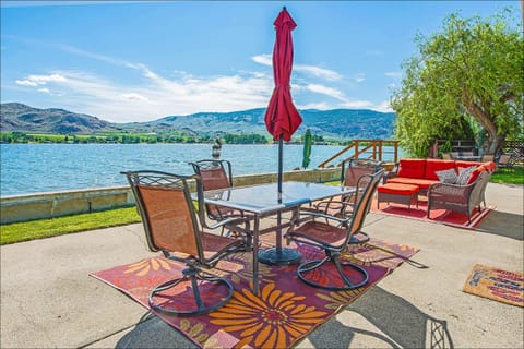 Lake Level Cabin Casa in Oroville