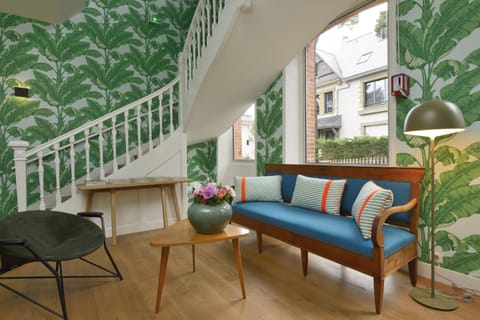 Living room, Lobby or reception, Seating area