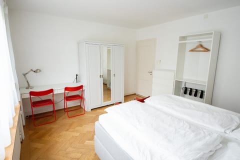 Luegete 28, Witikon Apartments Apartment in Zurich City