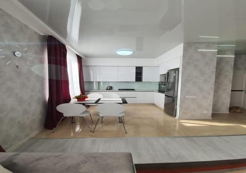 Lux New Apartment 2019 Apartment in Kharkiv