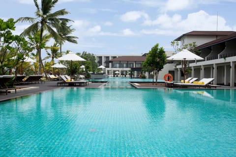 Centara Ceysands Resort & Spa Sri Lanka Resort in Western Province