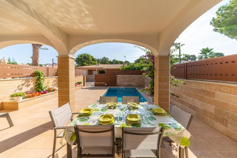 Balcony/Terrace, Dining area