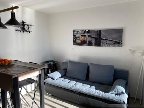 Studio Cabine à Le Barcarès, 4 couchages, terrasse, parking, piscine et activités sportives - FR-1-195-23 Apartment in Le Barcarès