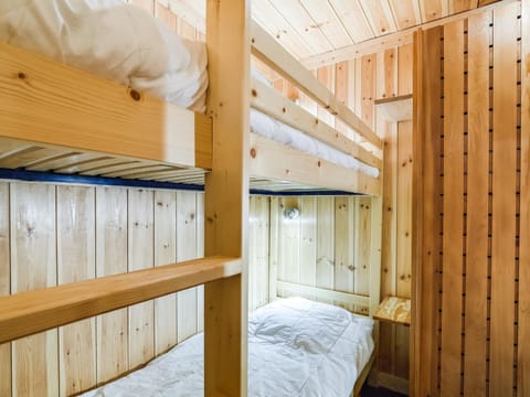 Studio cabine 5 personnes à Arc 1600, ski aux pieds, proche commerces, wifi gratuit - FR-1-411-361 Apartment in Bourg-Saint-Maurice