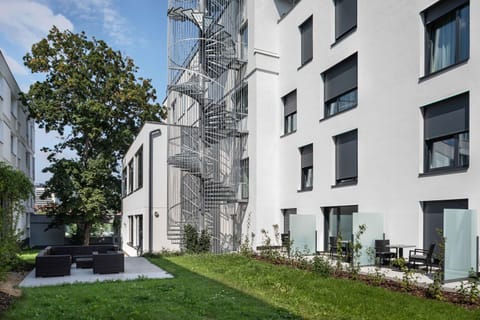 View (from property/room), Balcony/Terrace, Inner courtyard view