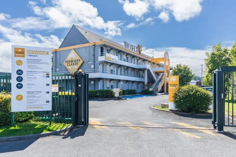 Property building, Street view