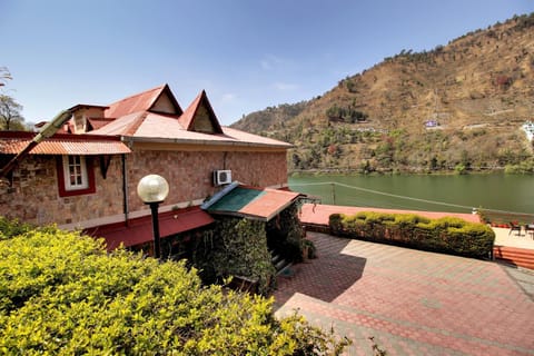 Neelesh Inn- A Luxury Lake View Hotel- 20 kms from Nainital Resort in Uttarakhand