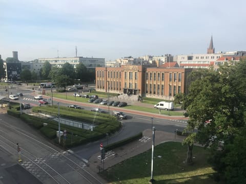 City view, Street view