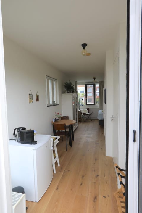 Coffee/tea facilities, Photo of the whole room, Dining area