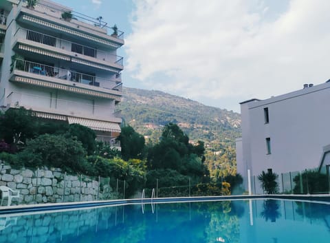 Property building, Day, Natural landscape, Mountain view, Pool view, Swimming pool