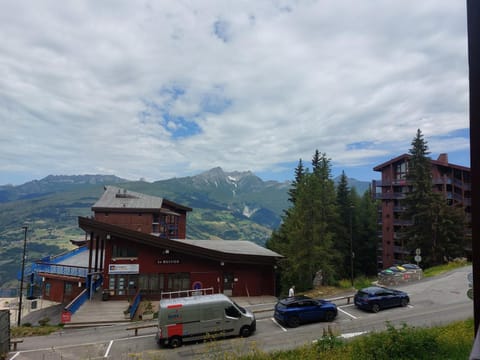 Appartement Les Arcs 1800, 2 pièces, 6 personnes - FR-1-411-191 Condo in Landry