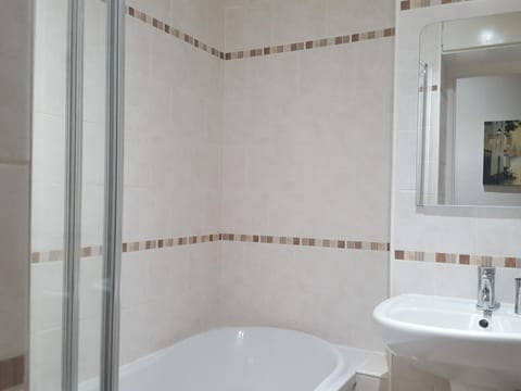 Tignes: Appartement 3 Pièces, 58m², 7 Pers, Vue Montagne - FR-1-411-415 Apartment in Tignes