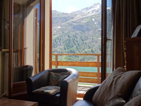 Tignes: Appartement 3 Pièces, 58m², 7 Pers, Vue Montagne - FR-1-411-415 Apartment in Tignes