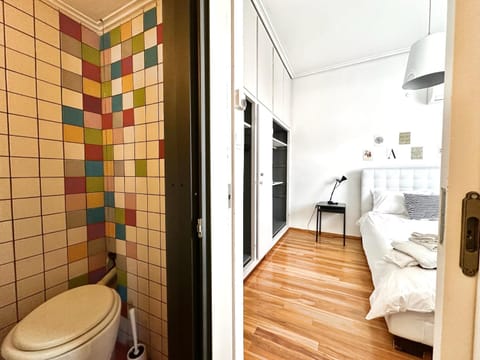 Athens OAKA Apt 2 Baths, Parking, Kitchen Apartment in Central Athens Regional Unit, Greece