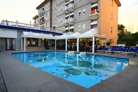 Property building, Swimming pool