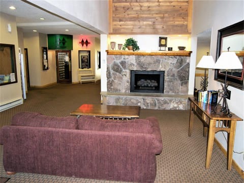 Fox Pine Lodge 3 bed 3 bath FPAF3 Apartment in Copper Mountain