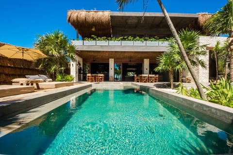 Beachfront Villa in Tankah Bay House in State of Quintana Roo