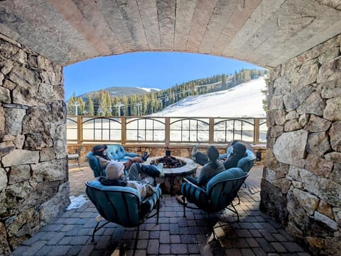 Lone Eagle 3001 by SummitCove Lodging House in Keystone