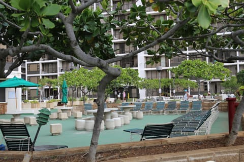 Waikiki Banyan T1-3204 Apartment in Honolulu