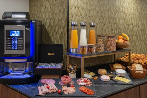 Coffee/tea facilities, Breakfast, Buffet breakfast