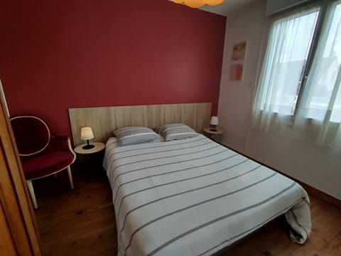 gite notre désir 100 m de la mer House in Jullouville