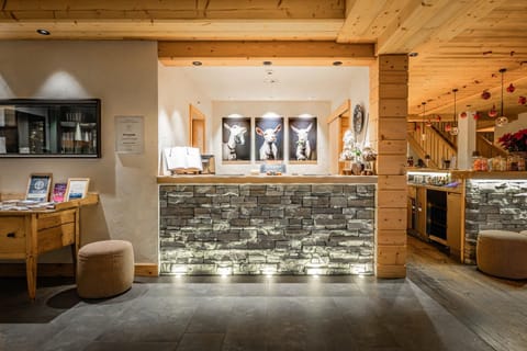 Facade/entrance, Lobby or reception