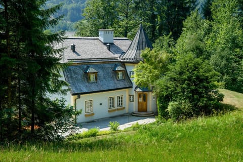 Waldach Villa Apartment in Salzburgerland