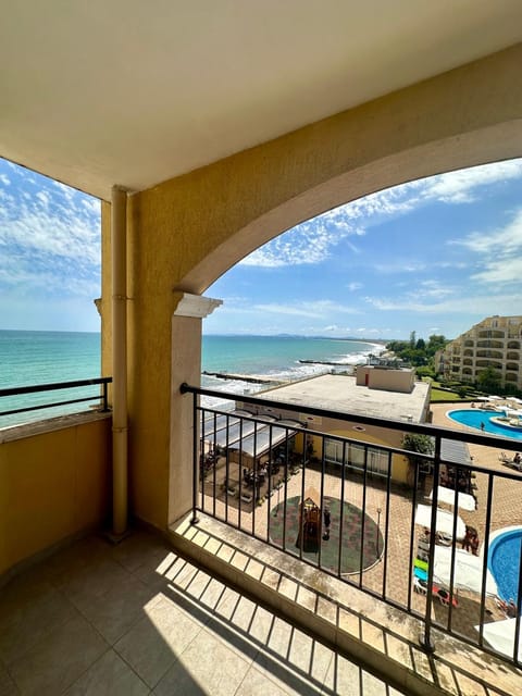 Property building, Day, View (from property/room), Beach, Pool view, Sea view, Swimming pool