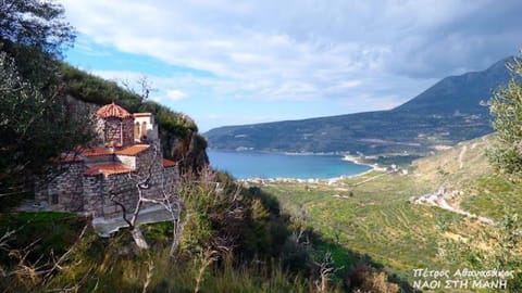 Nikolas place House in Messenia