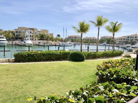 Luxury Marina Front Condo Cap Cana, Punta Cana Condominio in Punta Cana