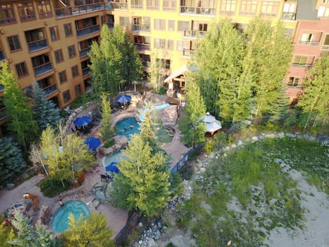 Springs 8838 by SummitCove Lodging House in Keystone