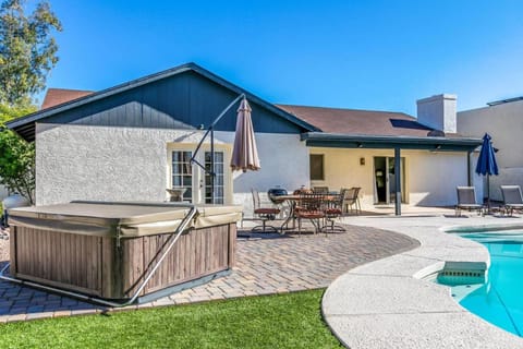 Bell Villa - Resort Living - Pool - Location - Events Maison in Phoenix
