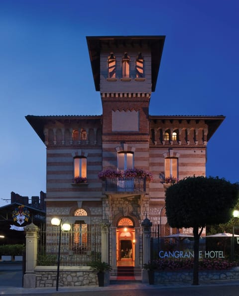 Property building, Night