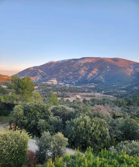 Nearby landmark, Natural landscape, View (from property/room), Mountain view