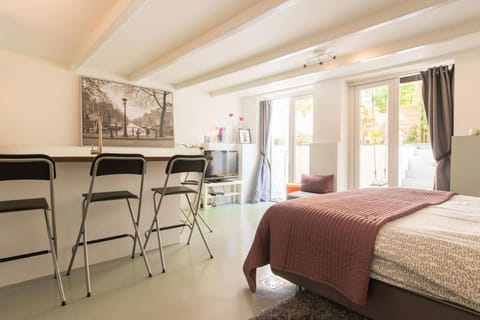 Quiet apartment for 4 at park in center Copropriété in Amsterdam
