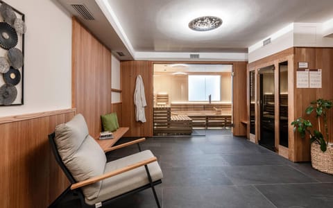 Sauna, Spa and wellness centre/facilities, Decorative detail