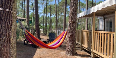 Mobilhome tout confort - Les dunes de Contis Campground/ 
RV Resort in Saint-Julien-en-Born