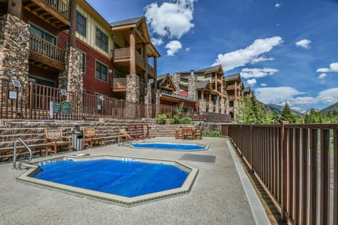 Hidden River Lodge 5977 by SummitCove Lodging Casa in Keystone